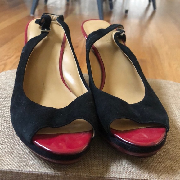 Black suede shoes cute red accent and leopard heel - Picture 2 of 2